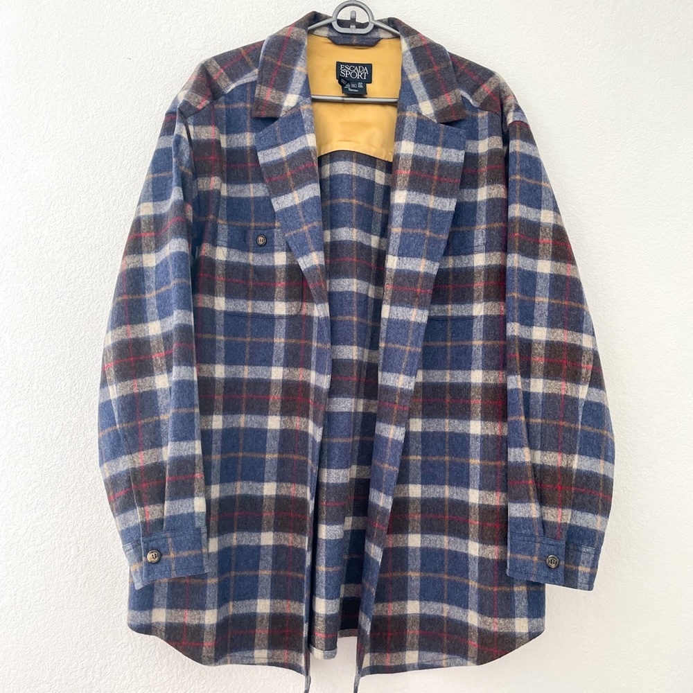 Escada Flannel Shacket